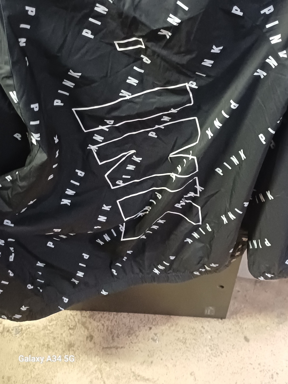Victoria's Secret PINK Gray and Black Lined Active Jacket